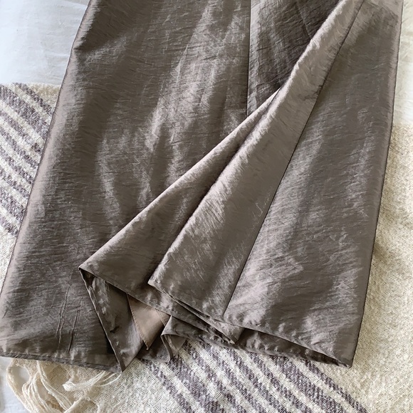 Floor length silver skirt - Picture 3 of 3